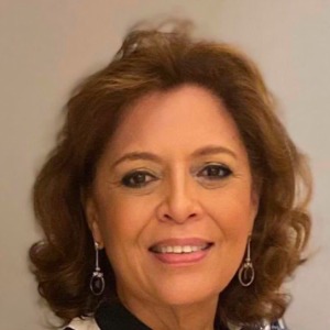 Dra. Emma Guzmán de Cruz